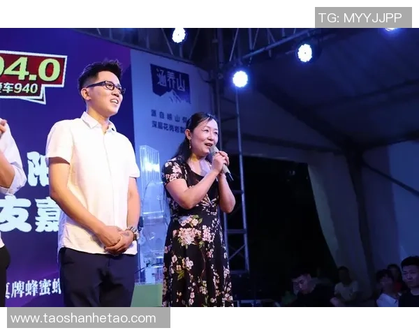 毕鄂巴与社会现场直播开奖记录的精彩对决全景解析与深度剖析